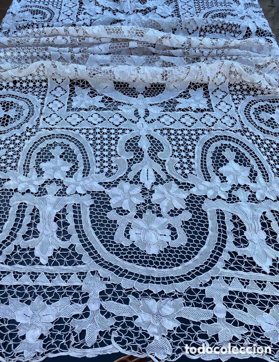 Antig&uuml;edades: Antiguo mantel de encaje veneciano. - Foto 1