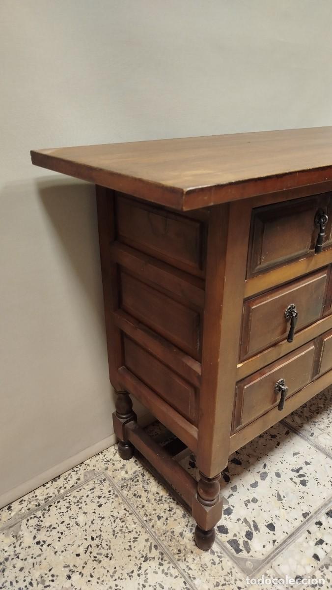 Antig&uuml;edades: COMODA RUSTICA CON 4 CAJONES - Foto 7