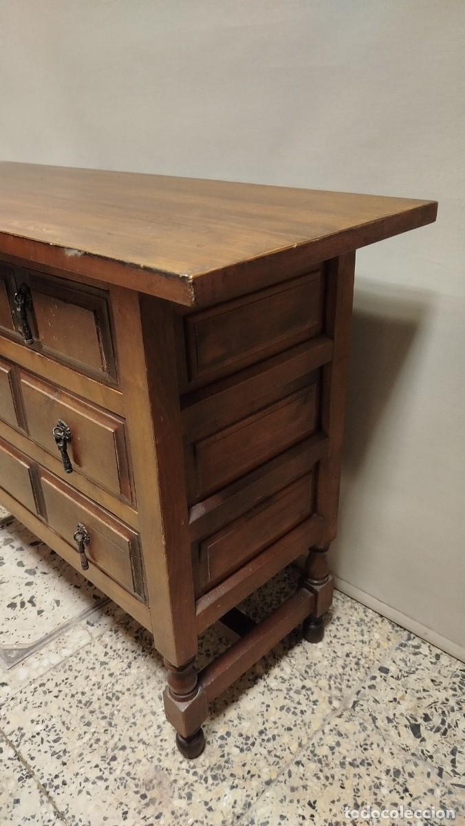 Antig&uuml;edades: COMODA RUSTICA CON 4 CAJONES - Foto 8