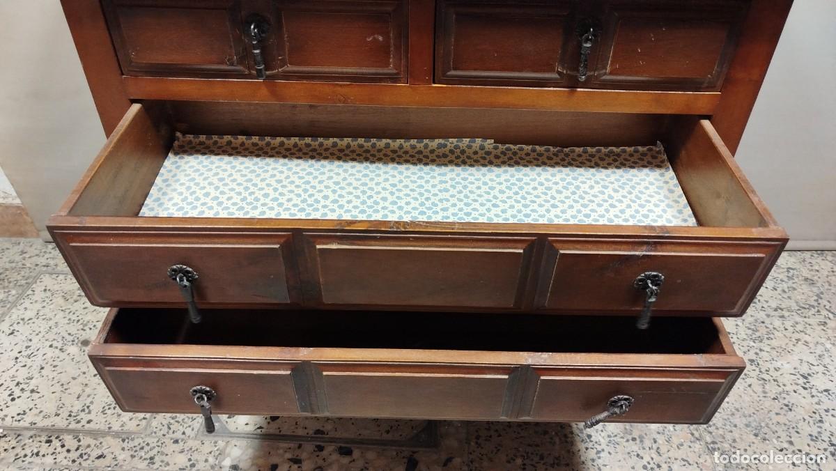 Antig&uuml;edades: COMODA RUSTICA CON 4 CAJONES - Foto 10