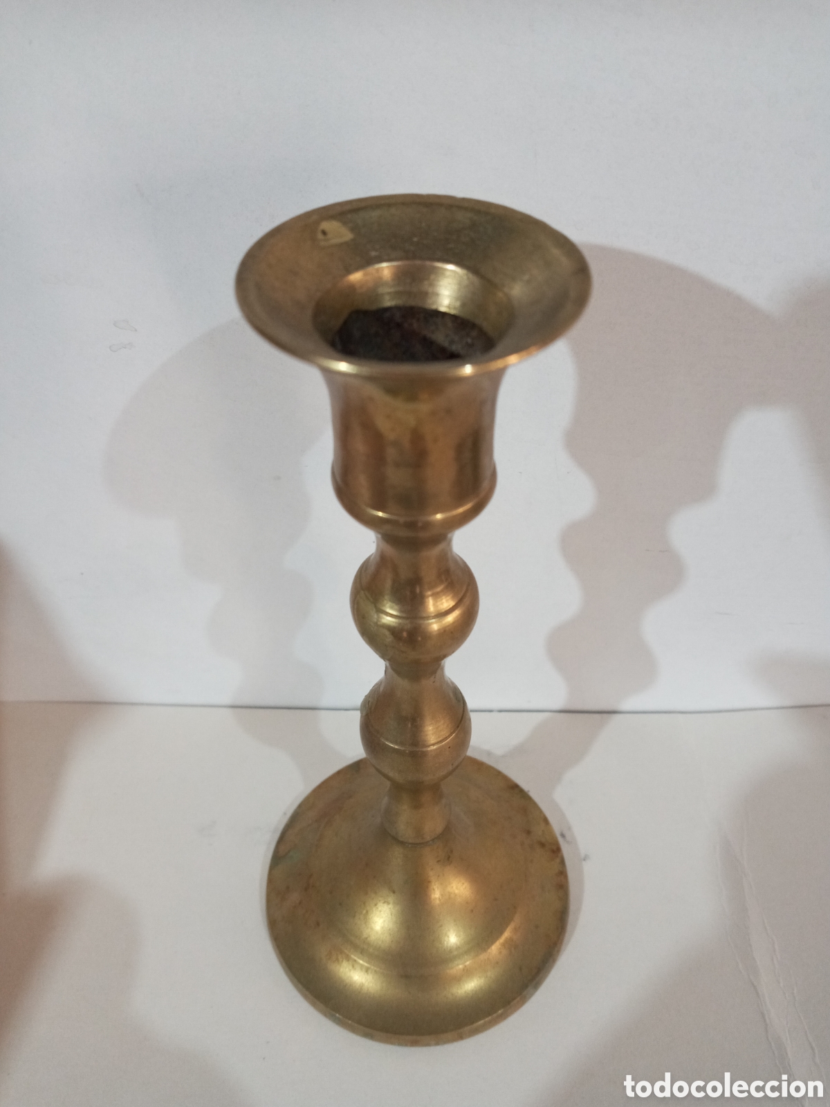 Antig&uuml;edades: BONITO CANDELABRO DE BRONCE - Foto 2