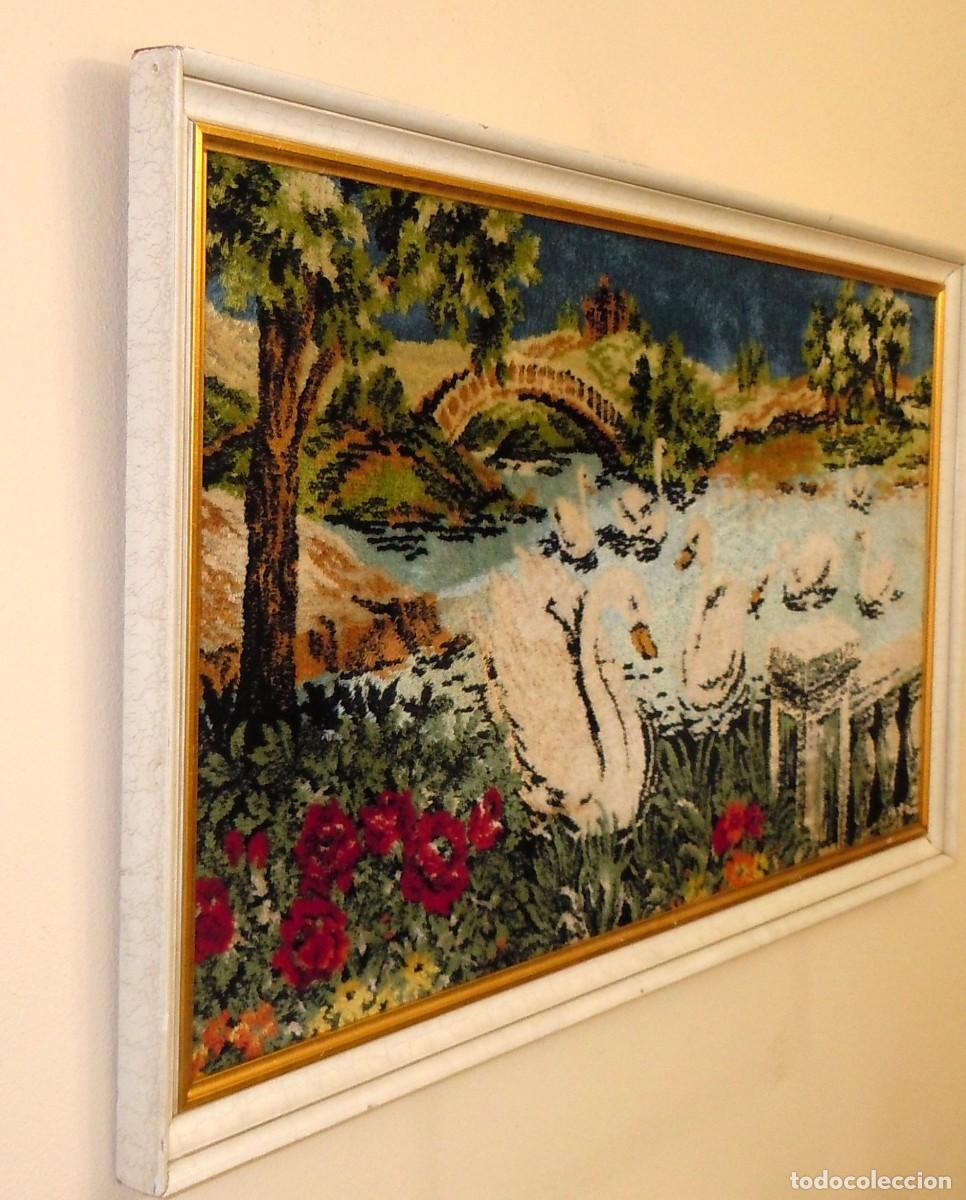 Antig&uuml;edades: Tapiz Estanque Cisnes 55x103cm - Foto 6
