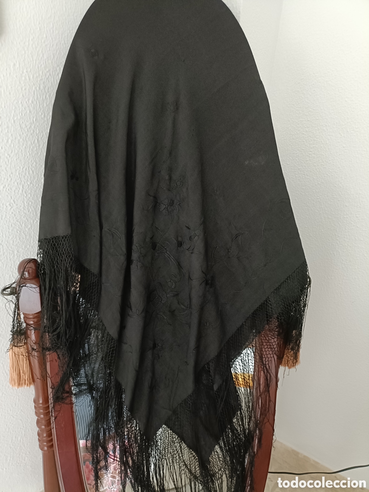 Antig&uuml;edades: Mant&oacute;n Isabelino primera &eacute;poca - Foto 2