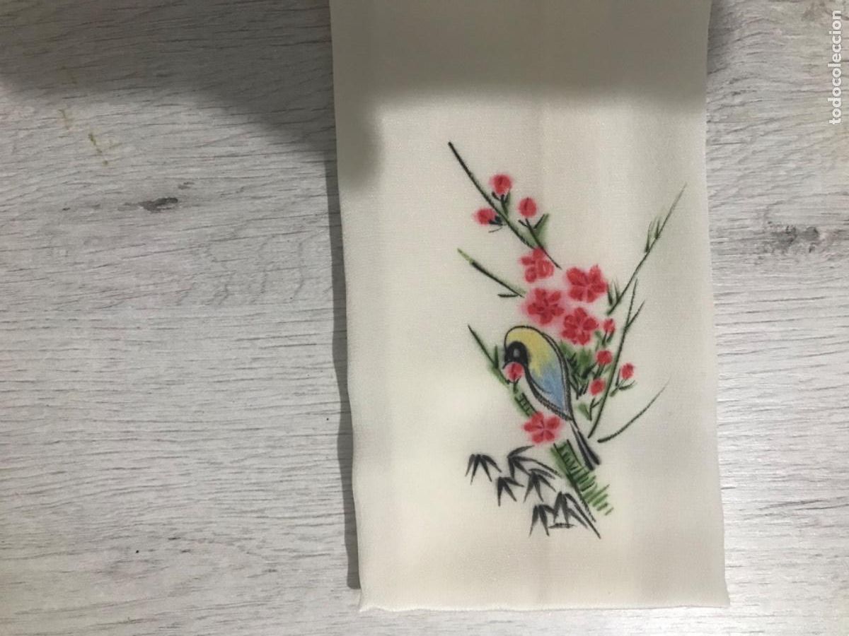 Antig&uuml;edades: Pa&ntilde;uelo de seda pintado a mano - Foto 7
