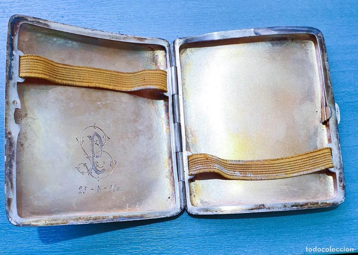 Antig&uuml;edades: Antigua pitillera de plata - Foto 1