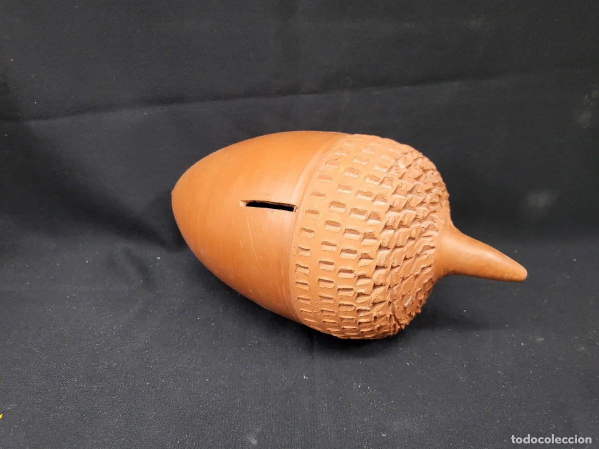 Antig&uuml;edades: HUCHA CON FORMA DE BELLOTA , CERAMICA - Foto 1