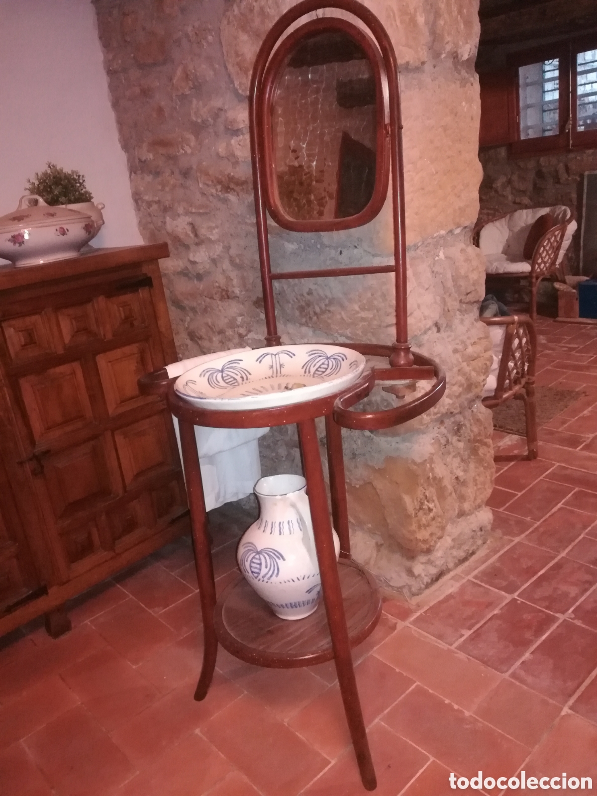 Antig&uuml;edades: palanganero estilo tonet. - Foto 2