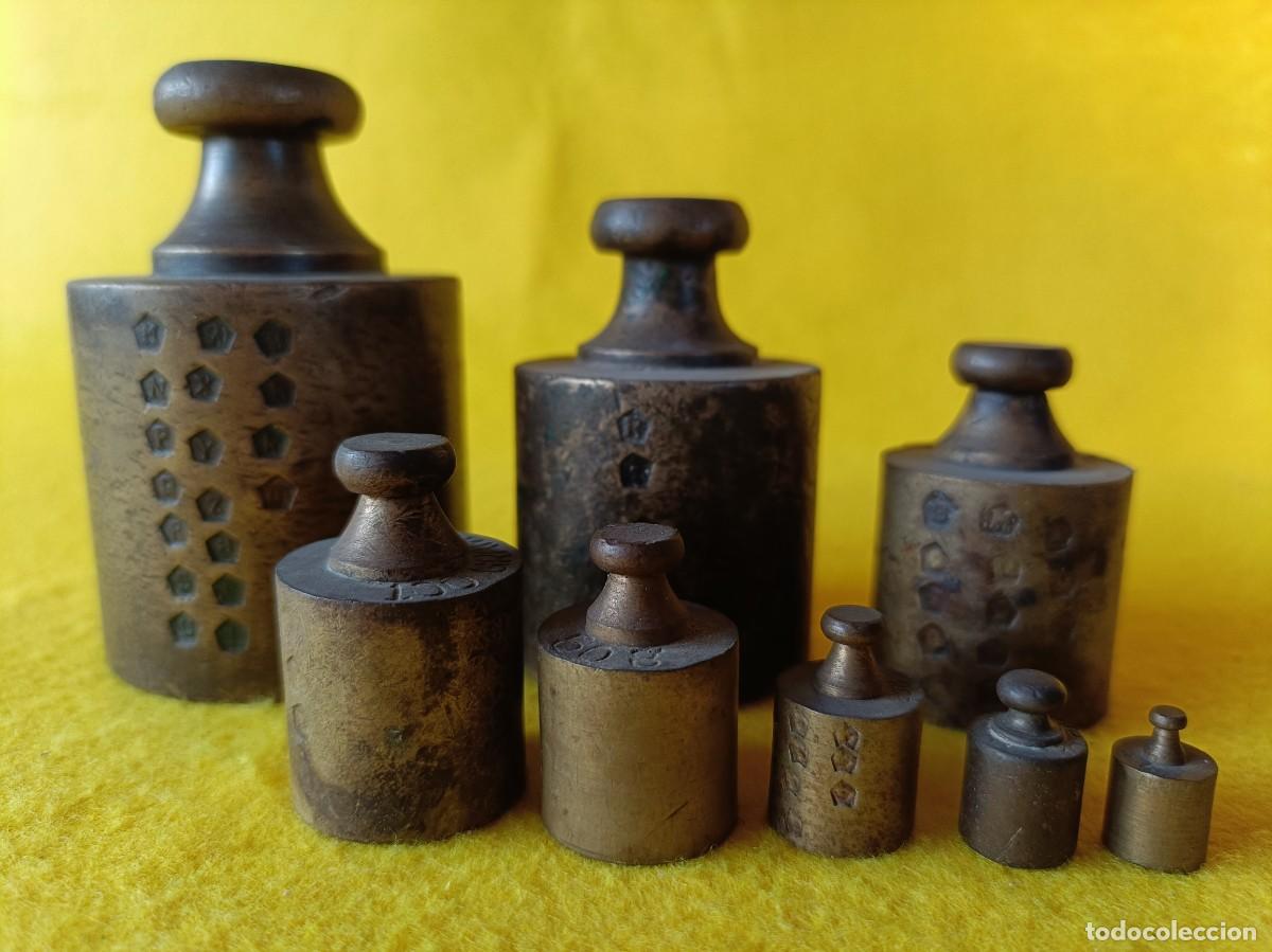 Antig&uuml;edades: ANTIG&Uuml;O CONJUNTO DE PESAS CON SU FUNDA DE MADERA - Foto 9