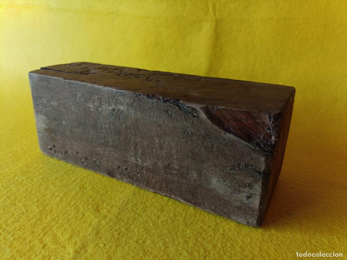 Antig&uuml;edades: ANTIG&Uuml;O CONJUNTO DE PESAS CON SU FUNDA DE MADERA - Foto 12