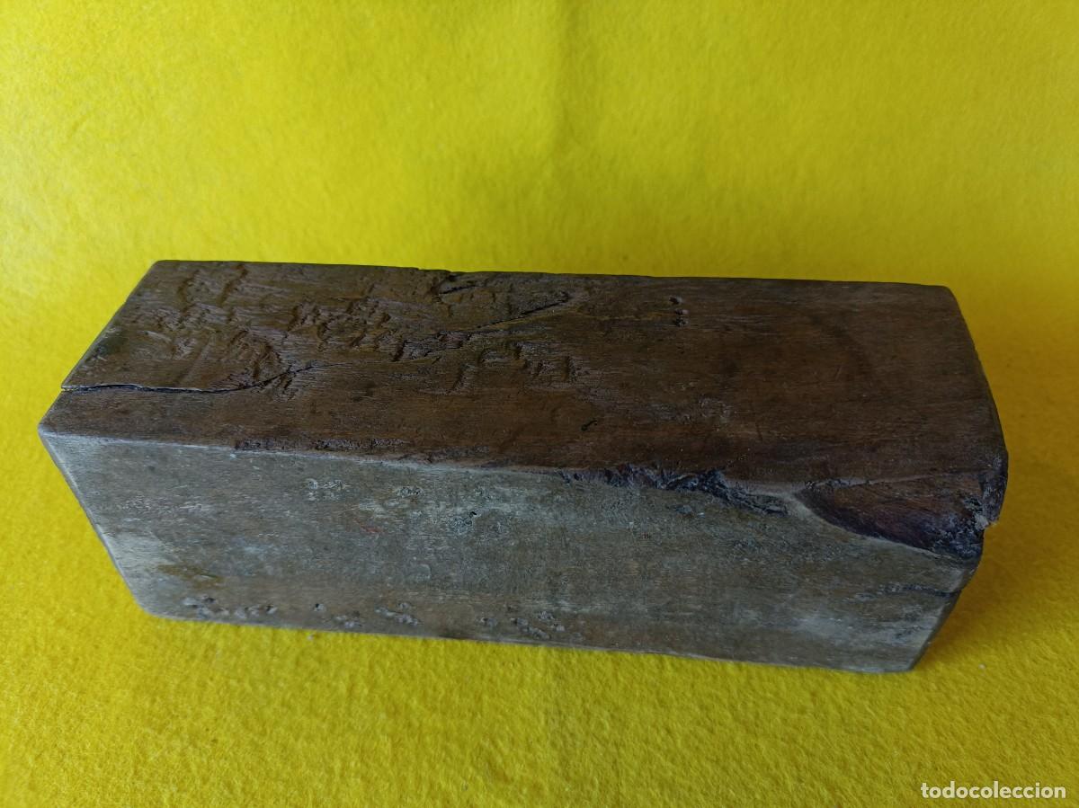 Antig&uuml;edades: ANTIG&Uuml;O CONJUNTO DE PESAS CON SU FUNDA DE MADERA - Foto 13