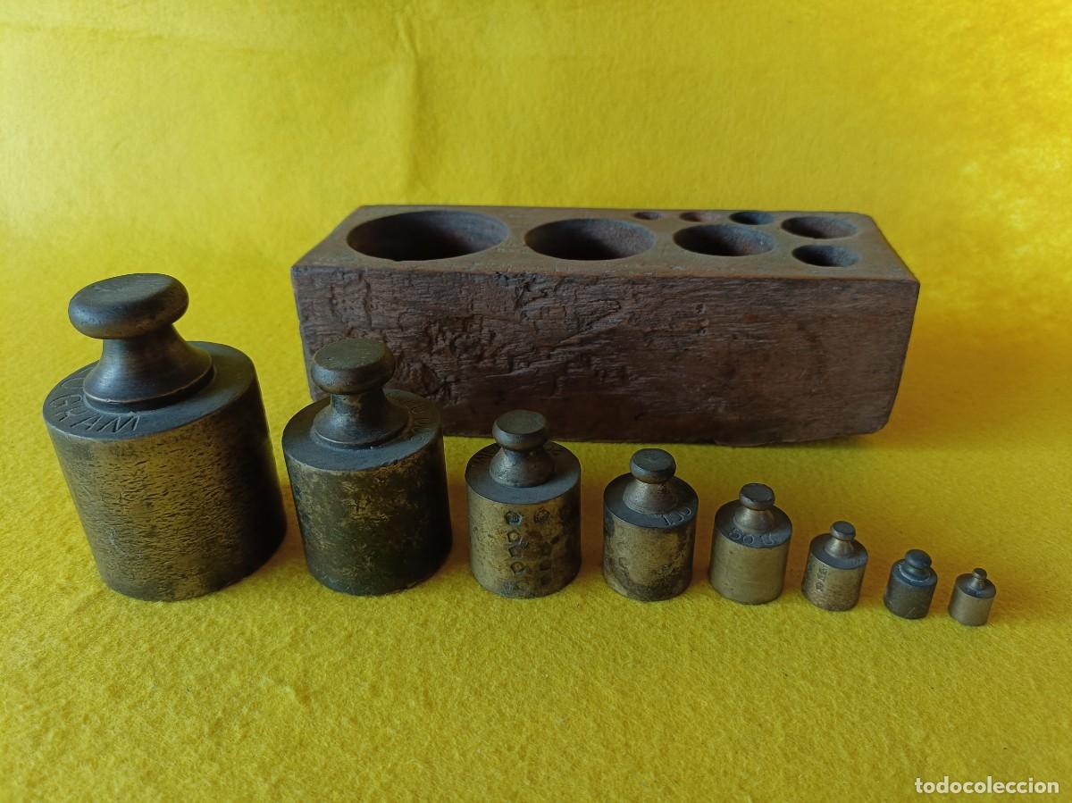 Antig&uuml;edades: ANTIG&Uuml;O CONJUNTO DE PESAS CON SU FUNDA DE MADERA - Foto 14