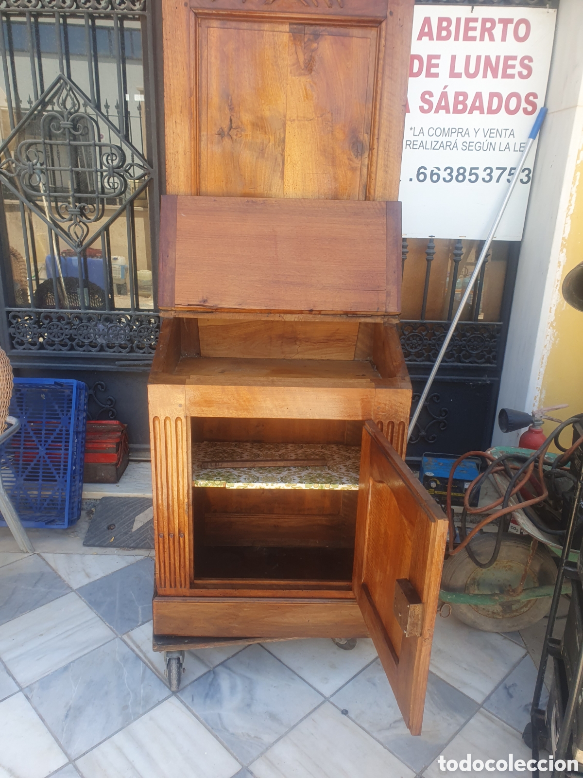Antig&uuml;edades: Mueble religioso - Foto 2