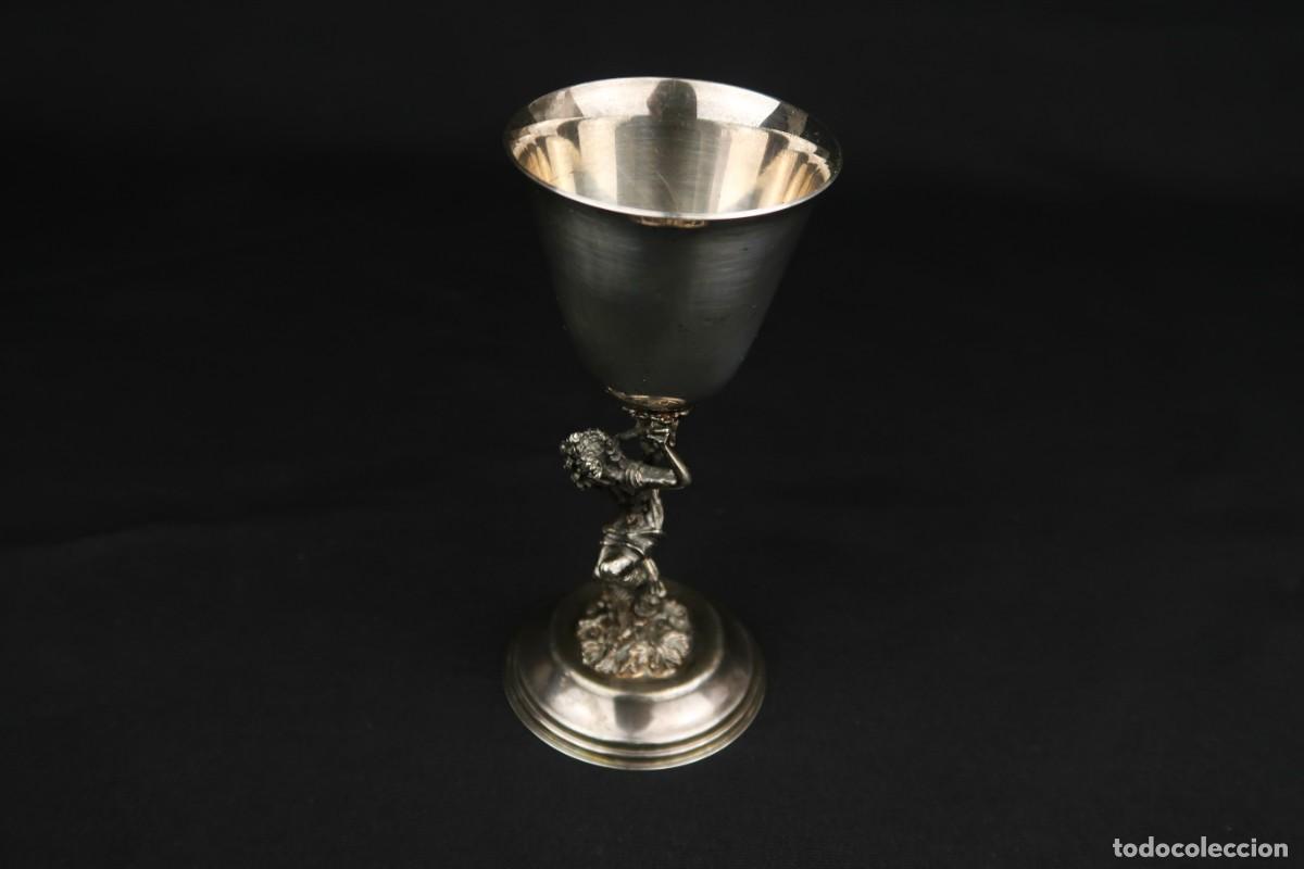 Antig&uuml;edades: Antigua Copa de Metal Plateado - Foto 3