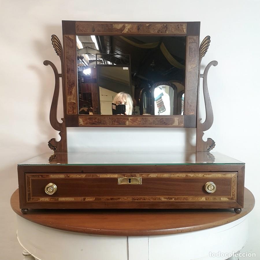 Antig&uuml;edades: Tocador Modernista antiguo - Foto 1