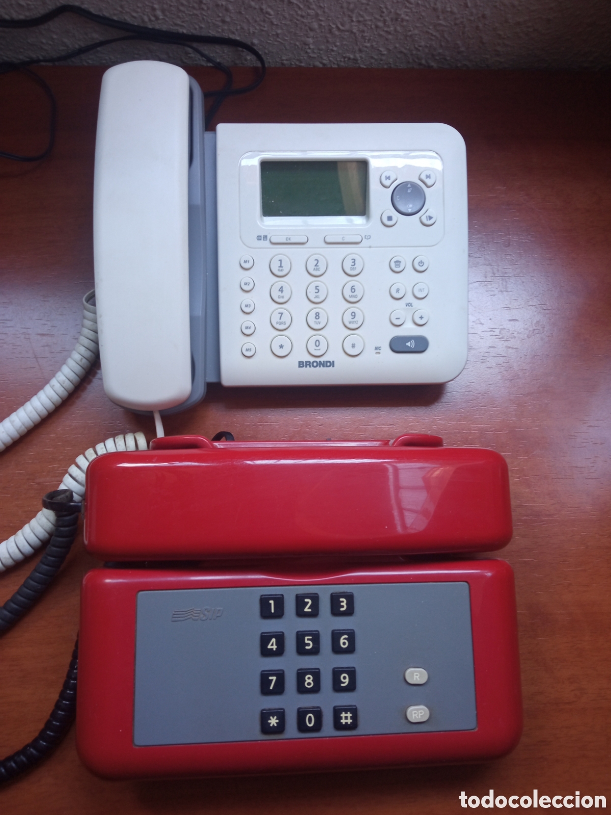 Antig&uuml;edades: Dos tel&eacute;fonos vintage . - Foto 6