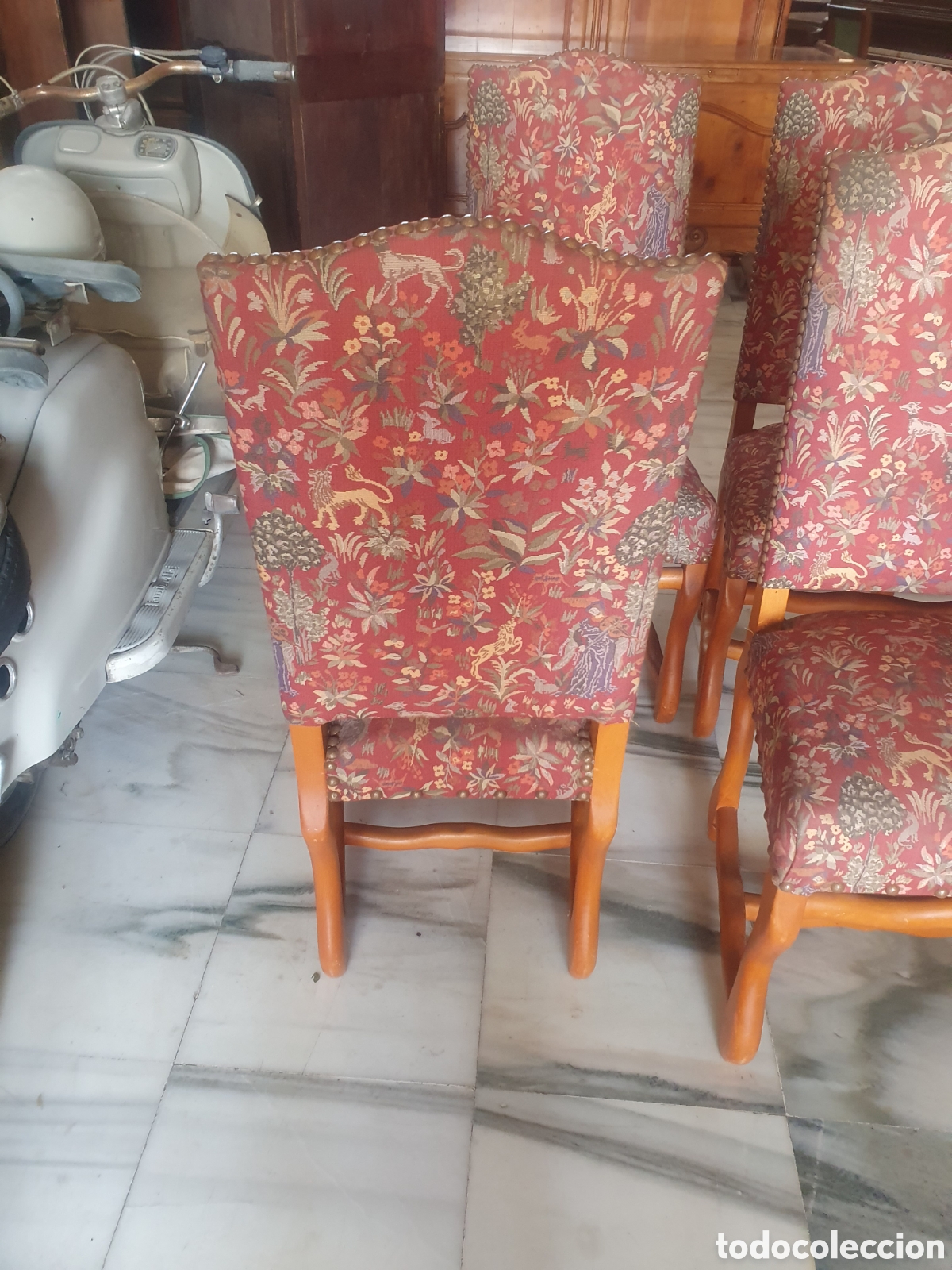Antig&uuml;edades: Juego de 4 sillas tapizadas - Foto 5