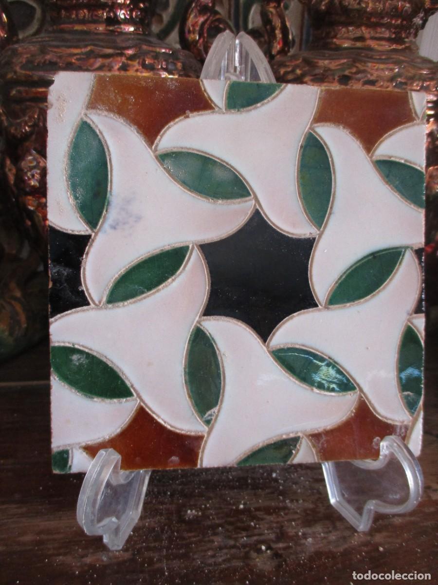 Antig&uuml;edades: Azulejo antiguo (Sevilla) - Foto 1