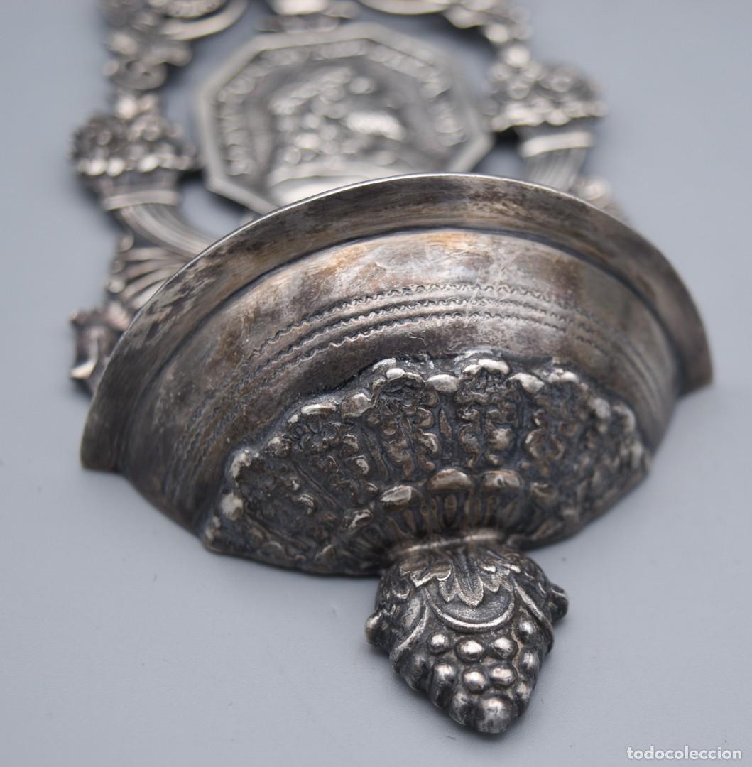 Antig&uuml;edades: Benditera antigua de plata - R. Sunyer - Foto 10