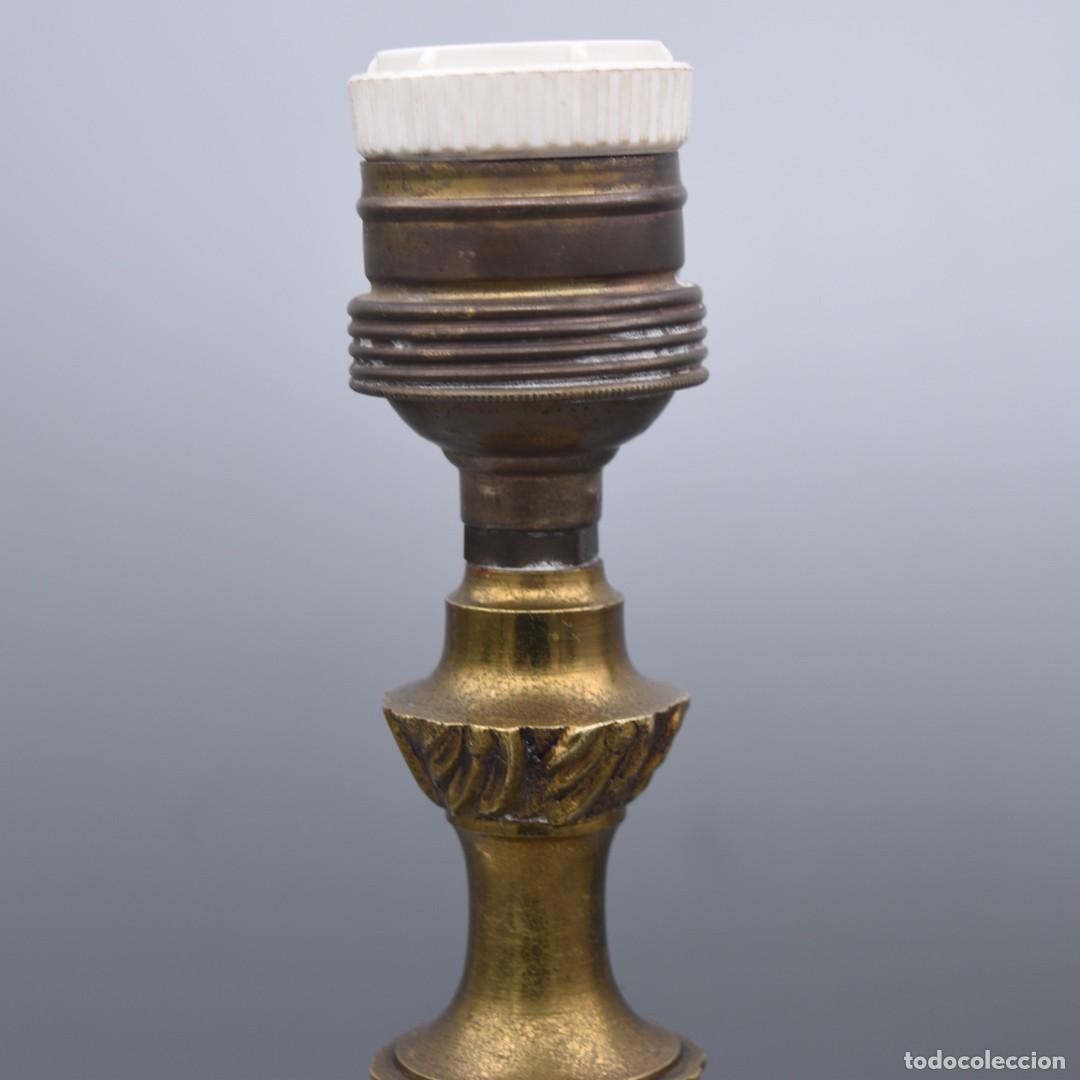 Antig&uuml;edades: L&aacute;mpara antigua de bronce - Foto 7