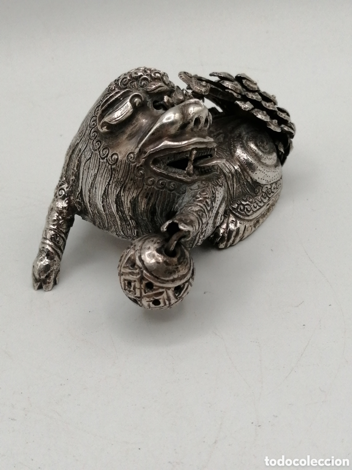 Antig&uuml;edades: Antigua figura en plata. Le&oacute;n Foo, China - Foto 2