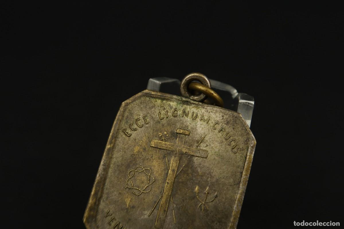 Antig&uuml;edades: Antigua Medalla Religiosa de Bronce - Foto 5