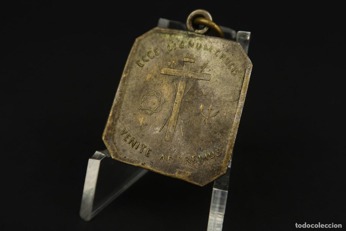 Antig&uuml;edades: Antigua Medalla Religiosa de Bronce - Foto 6