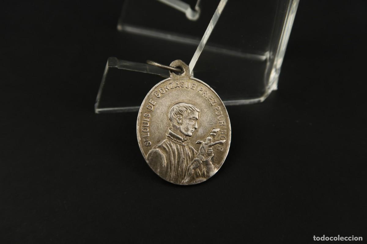 Antig&uuml;edades: Antigua Medalla Religiosa de Plata - Foto 1