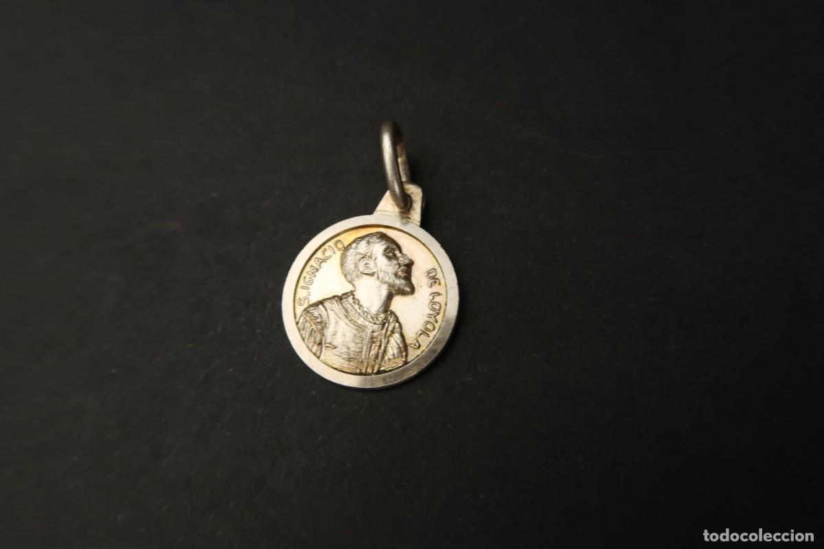 Antig&uuml;edades: Antigua Medalla Religiosa de Plata - Foto 3