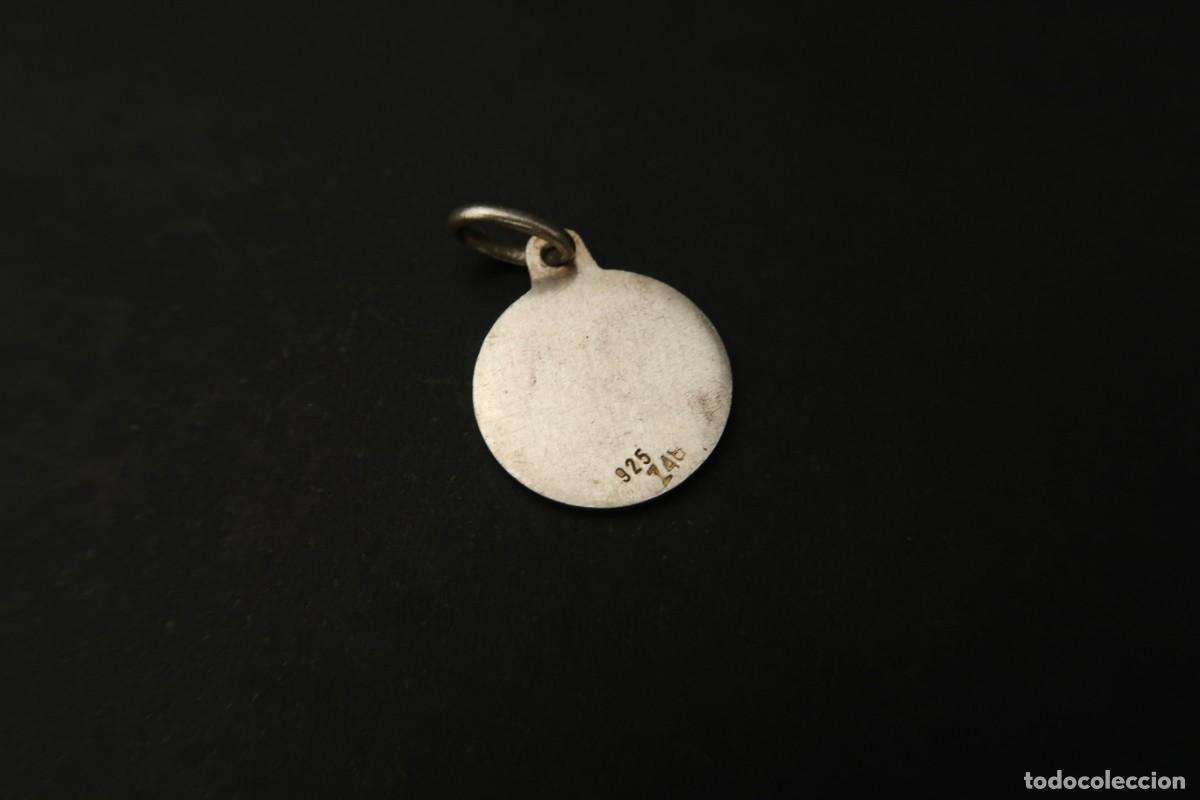 Antig&uuml;edades: Antigua Medalla Religiosa de Plata - Foto 4