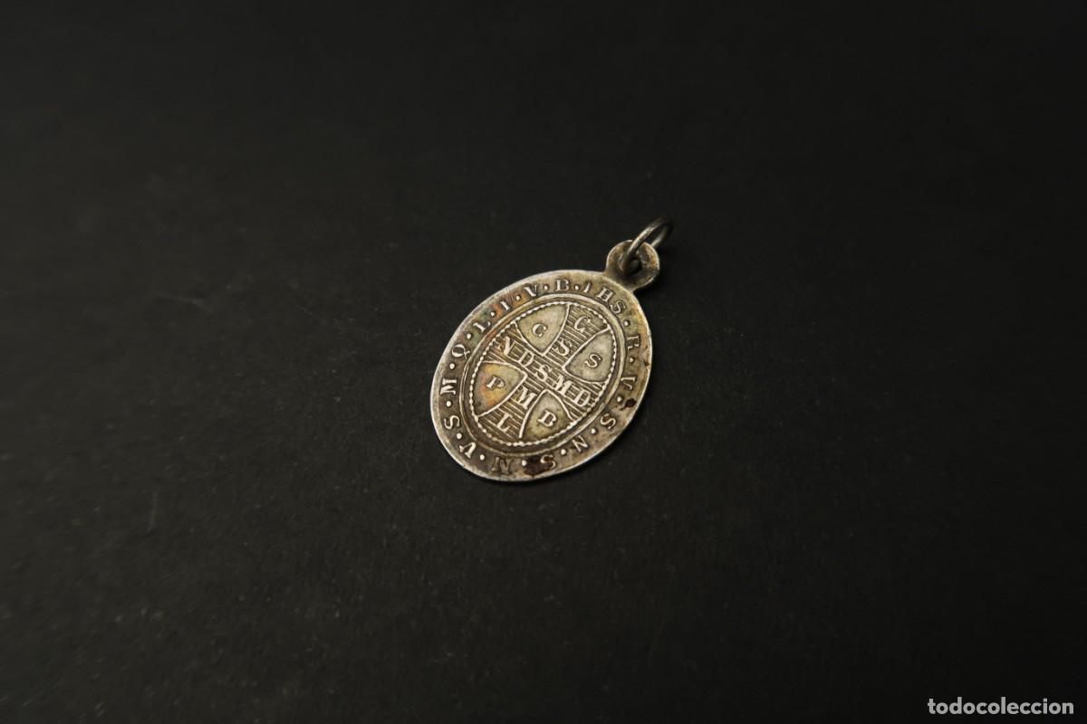 Antig&uuml;edades: Antigua Medalla Religiosa de Plata - Foto 4