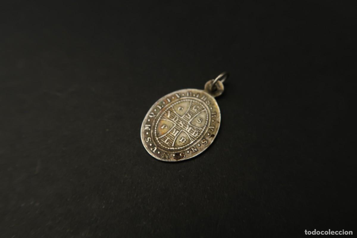 Antig&uuml;edades: Antigua Medalla Religiosa de Plata - Foto 5