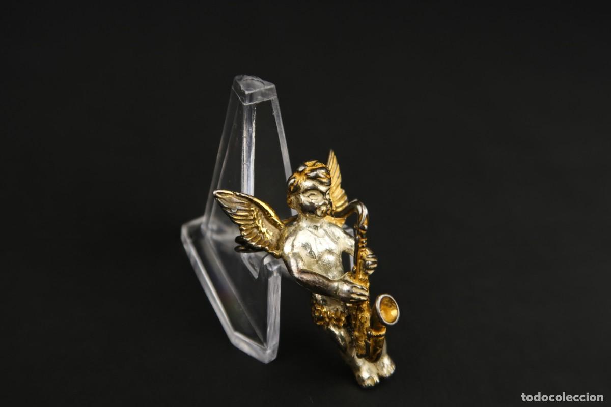Antig&uuml;edades: Antiguo Broche Religioso Angelito de Plata - Foto 5