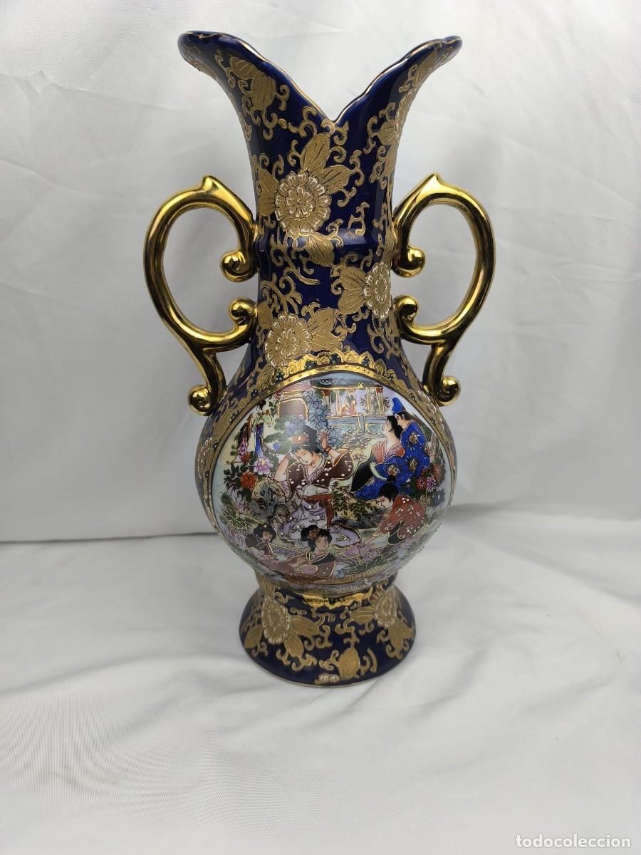 Antig&uuml;edades: jarr&oacute;n de porcelana azul - Foto 1
