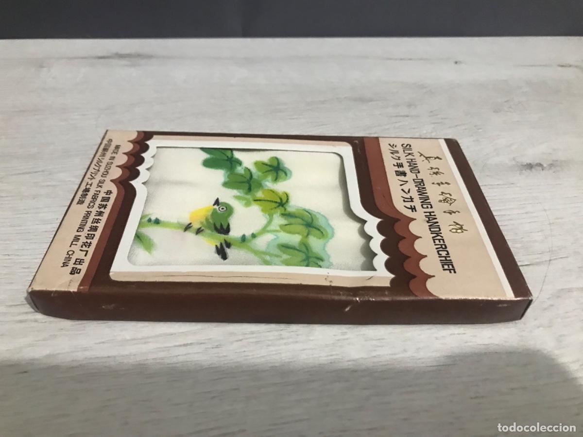 Antig&uuml;edades: Pa&ntilde;uelo de seda pintado a mano - Foto 10