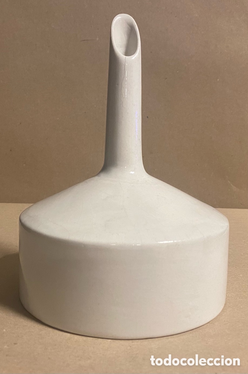Antig&uuml;edades: EMBUDO DE CER&Aacute;MICA DE LABORATORIO. - Foto 1