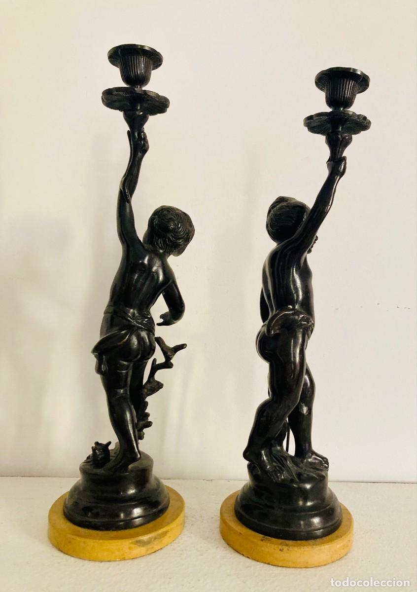 Antig&uuml;edades: Pareja de candeleros e bronce. Putti - Foto 7