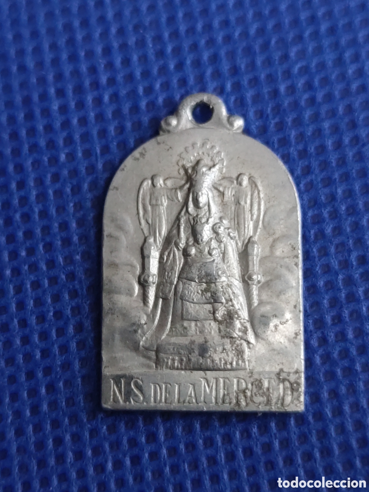 Antig&uuml;edades: Medalla religiosa Ntra Sra de la Merced - Foto 1