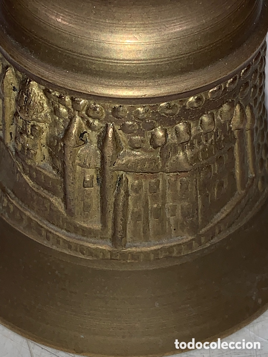 Antig&uuml;edades: 01_ campana de bronce labrada - Foto 2