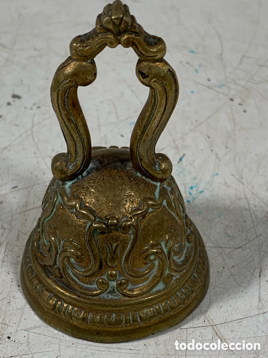 Antig&uuml;edades: 01_ campana de bronce labrada - Foto 3