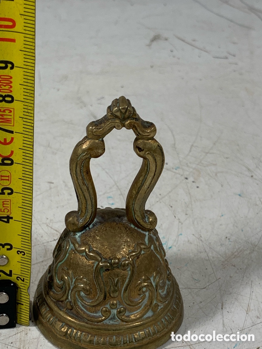 Antig&uuml;edades: 01_ campana de bronce labrada - Foto 6