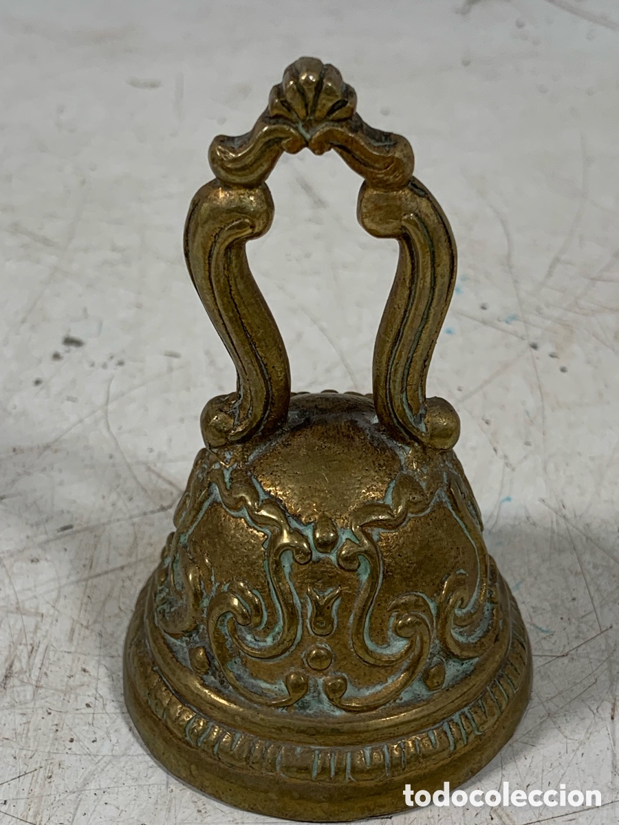 Antig&uuml;edades: 01_ campana de bronce labrada - Foto 1