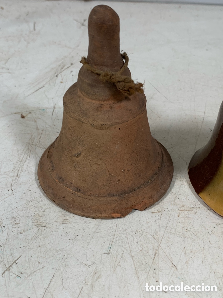 Antig&uuml;edades: 01_ campanas de barro - Foto 2