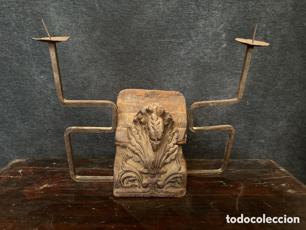Antig&uuml;edades: Candelabro en madera, hierro, indio - Foto 1