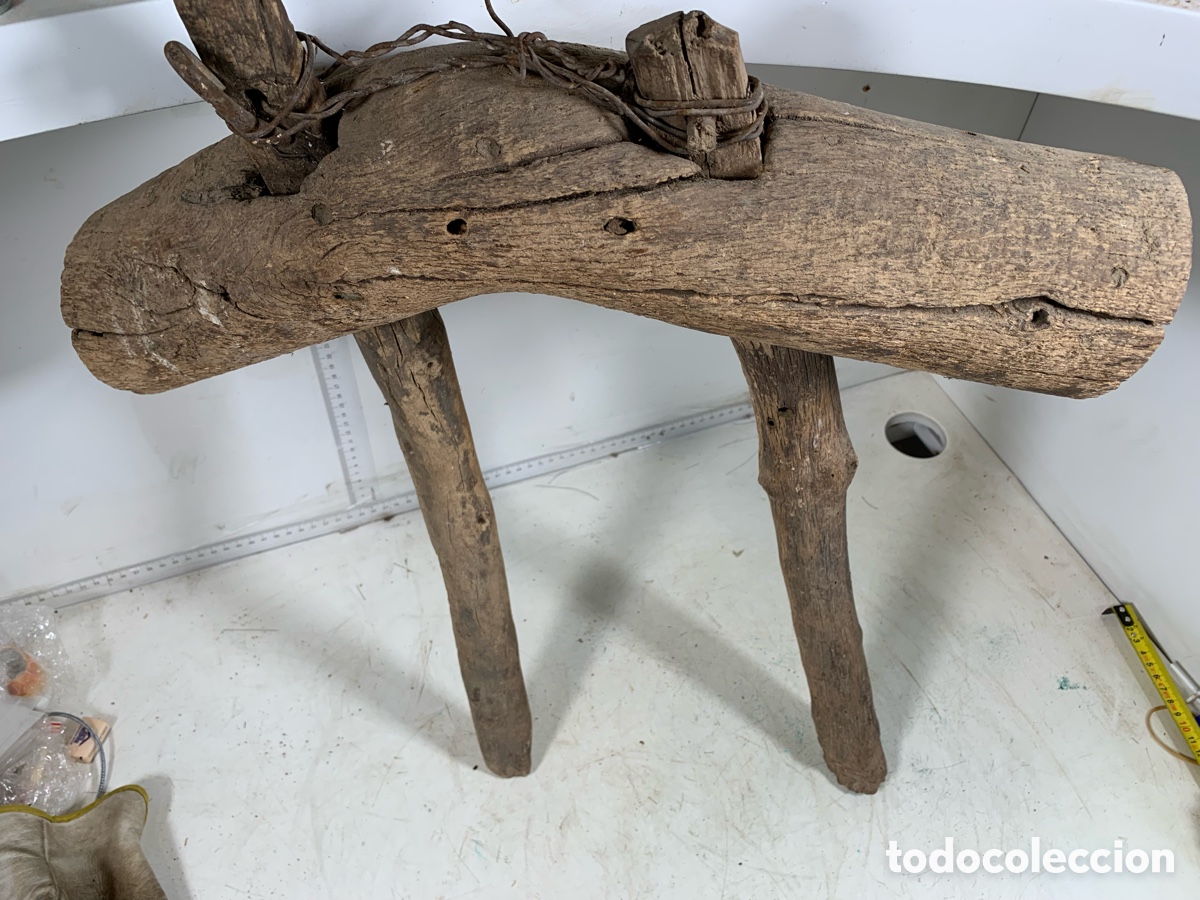 Antig&uuml;edades: 01_ peque&ntilde;o yugo de madera - Foto 2