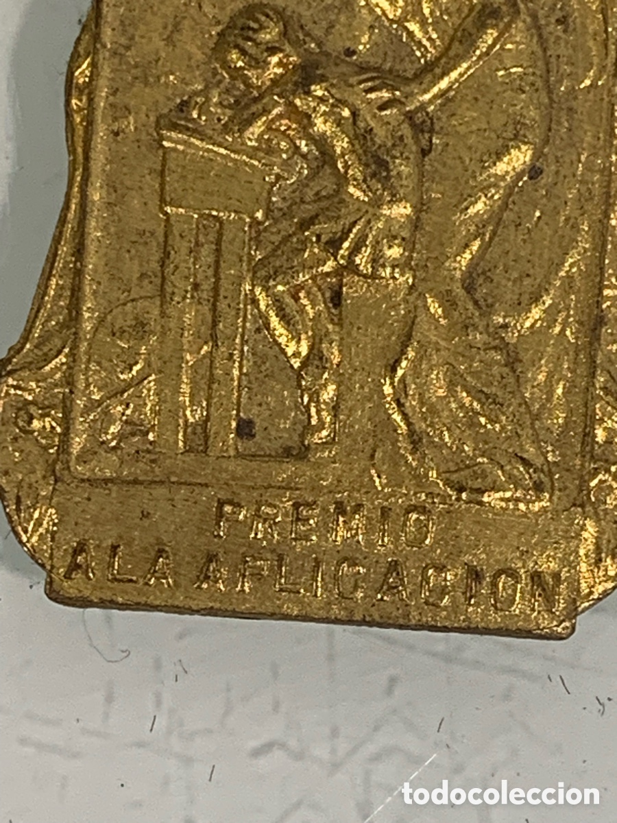 Antig&uuml;edades: 01_medalla premio a la aplicaci&oacute;n - Foto 2