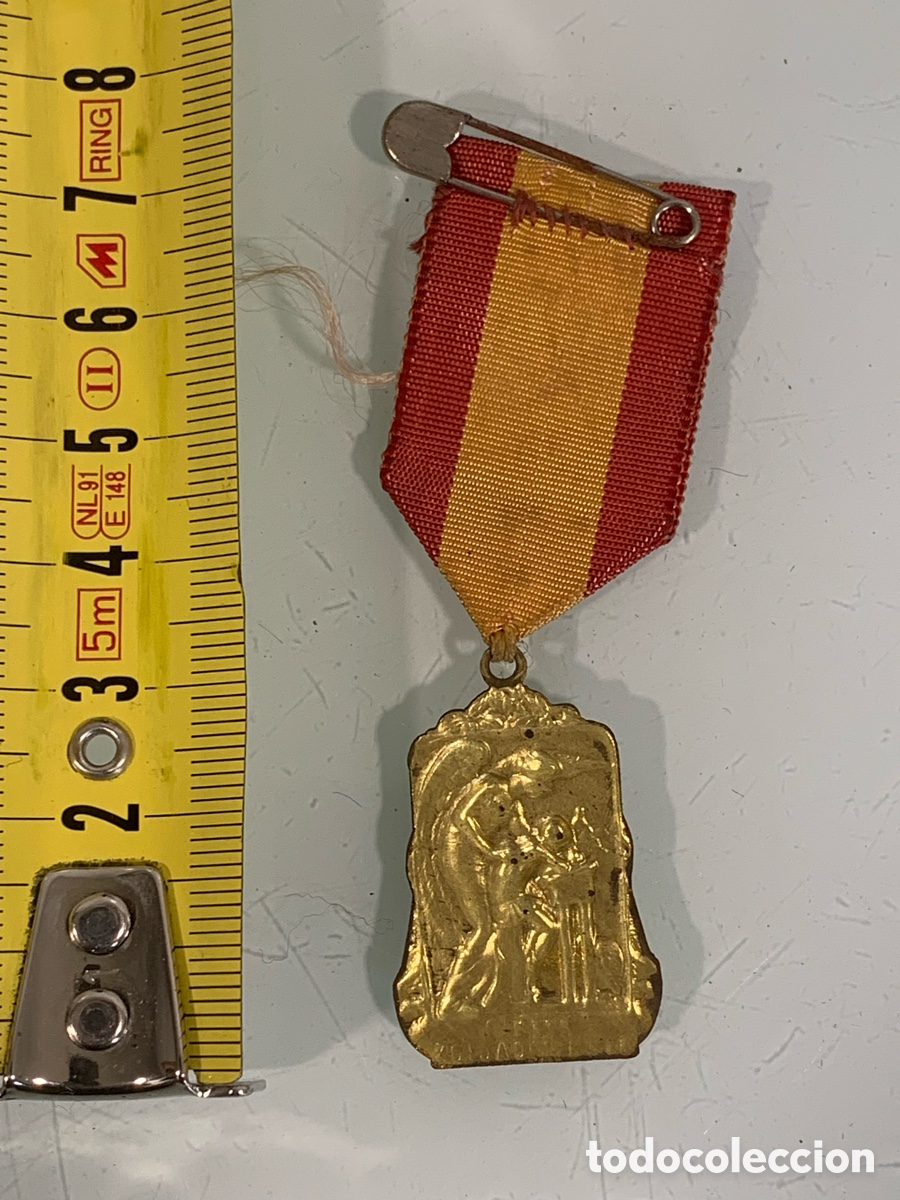 Antig&uuml;edades: 01_medalla premio a la aplicaci&oacute;n - Foto 3