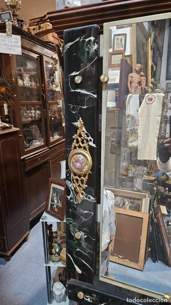Antig&uuml;edades: entradita de los a&ntilde;os 70 - Foto 2