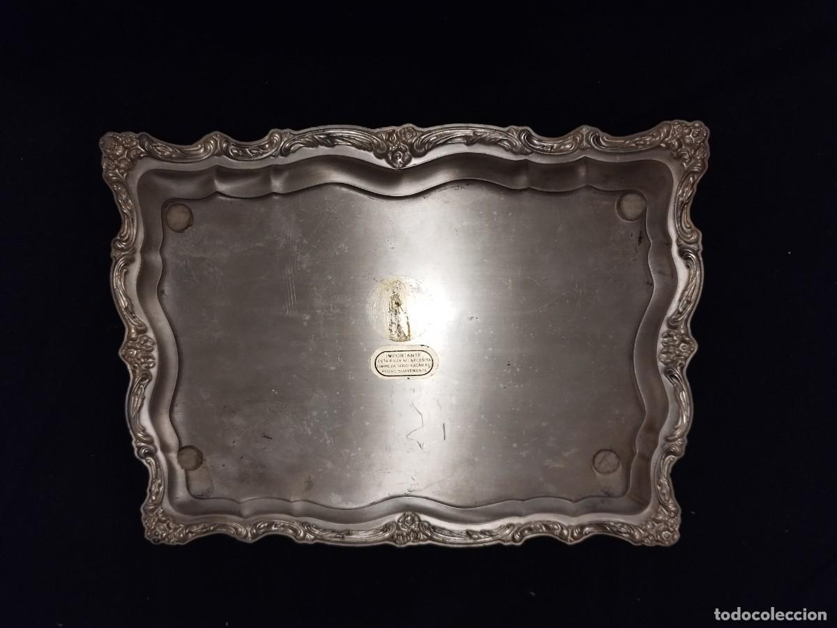 Antig&uuml;edades: Bandeja grabada dedicada . - Foto 1