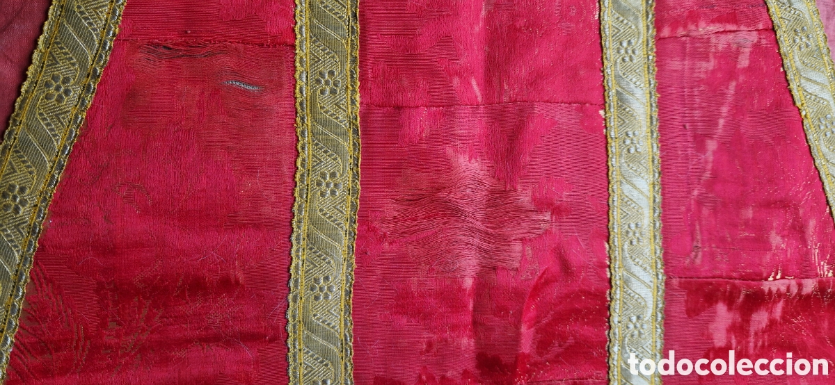 Antig&uuml;edades: Casulla roja antigua - Foto 4