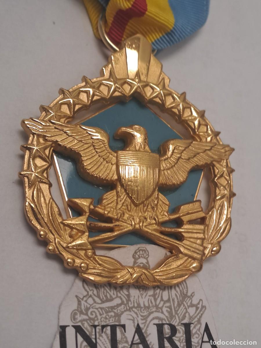 Antig&uuml;edades: Medalla EEUU servicios distinguidos - Foto 3